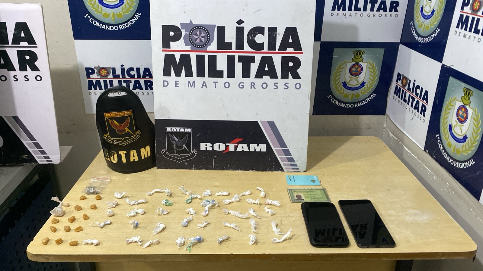 Rotam prende homem com 57 porções de drogas e histórico de tráfico