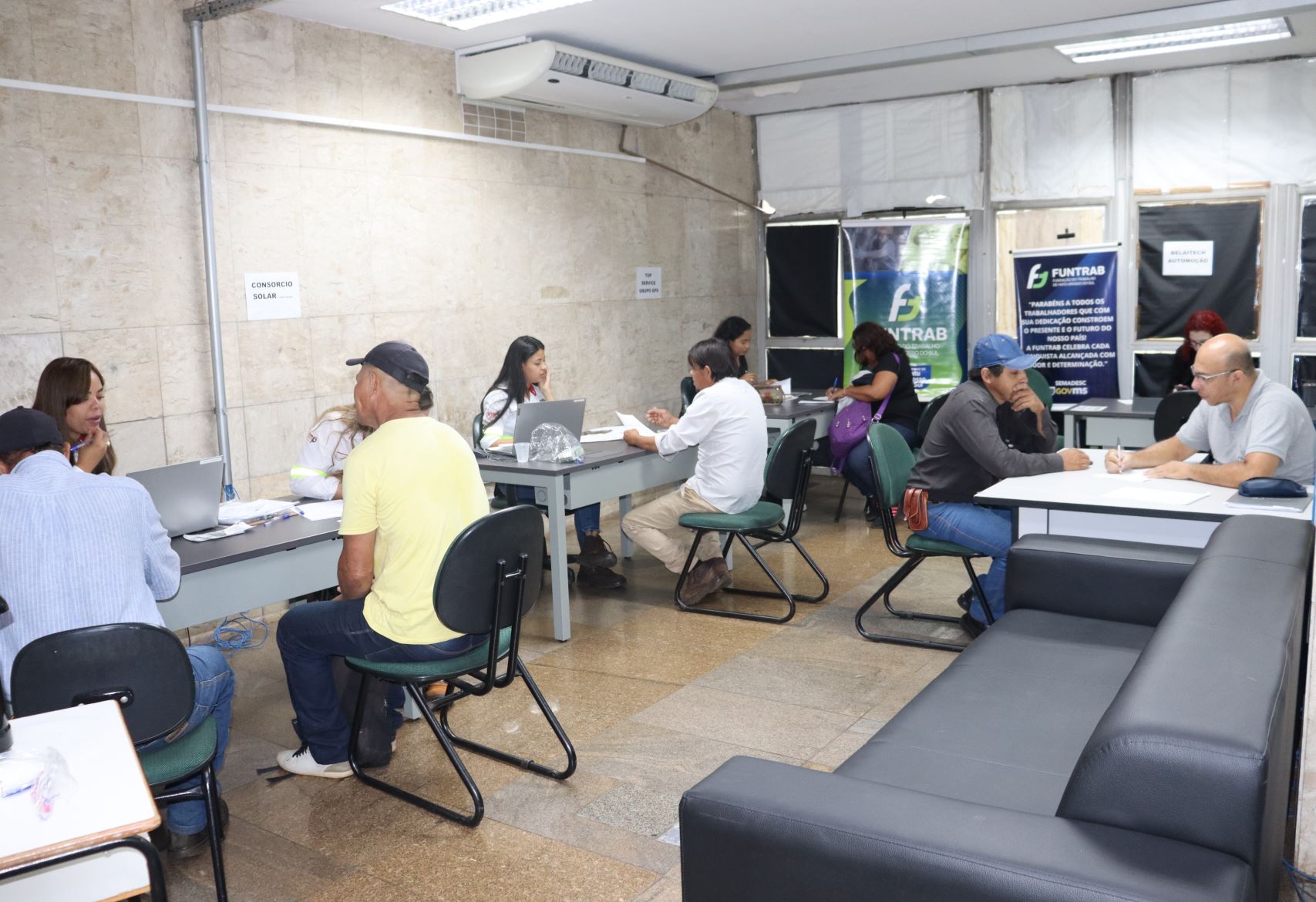 Funtrab oferece seleção presencial para três empresas em Campo Grande e Ribas do Rio Pardo