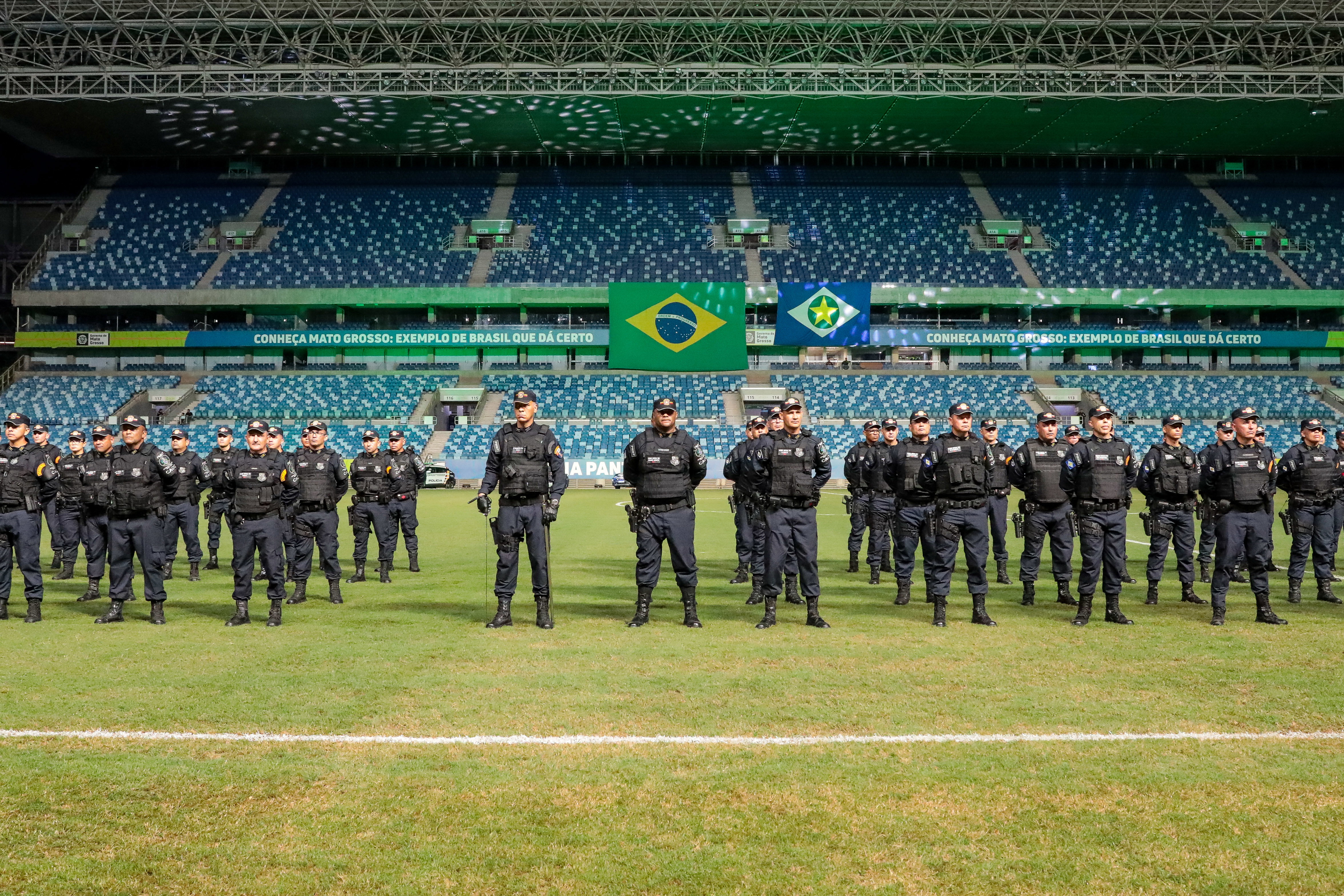 Polícia Militar de MT promove 1.005 oficiais e praças em solenidade na Arena Pantanal