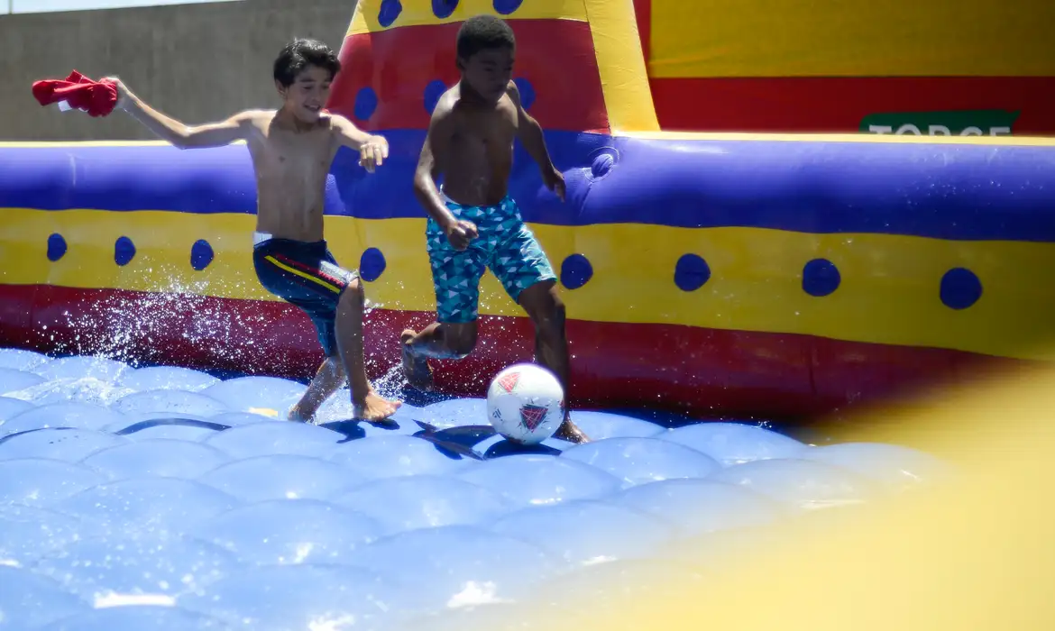 12 de Outubro: Dia Nacional de Reflexões e Celebrações