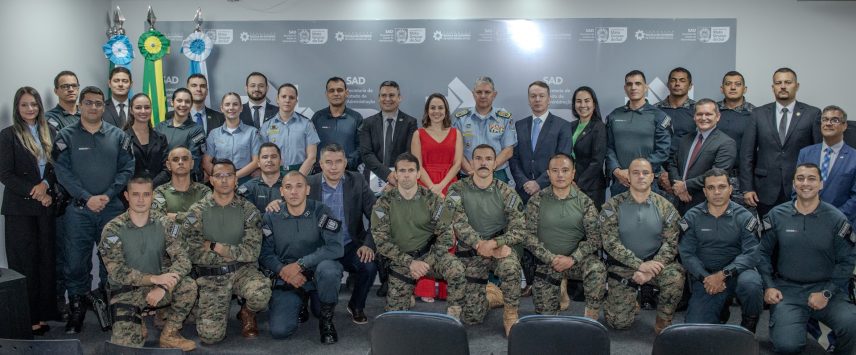 https://s3.us-east-005.backblazeb2.com/inferenciati-hmlg-inferenciacms-media/sites/logo/PMMSconcluicursodecomunicaopara30policiaisemCampoGrande.png